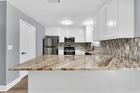 102 Leigh Anne Street Huntsville TX 77320