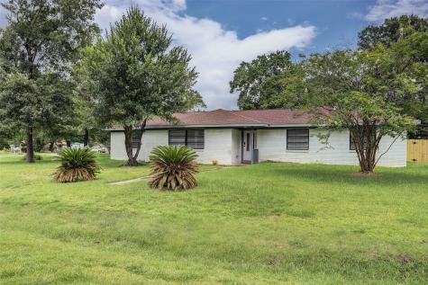 101 Tanglewood Street Baytown TX 77520