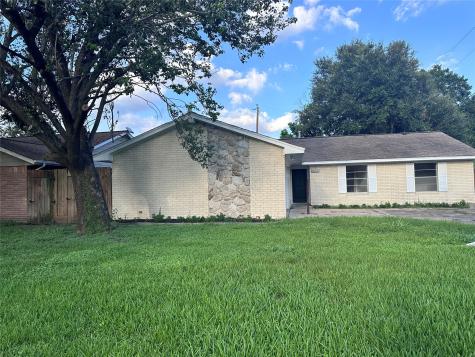 8411 Braeburn Valley Drive Houston TX 77074