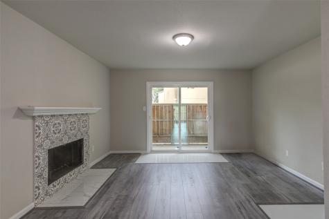 3300 Pebblebrook Drive 15 Seabrook TX 77586
