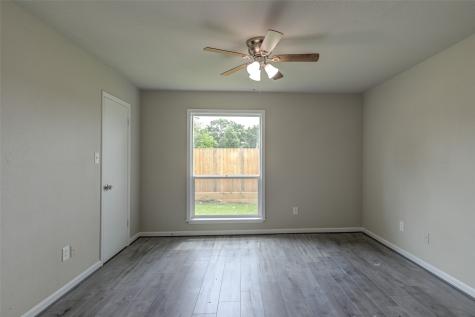 3300 Pebblebrook Drive 15 Seabrook TX 77586