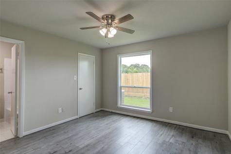 3300 Pebblebrook Drive 15 Seabrook TX 77586