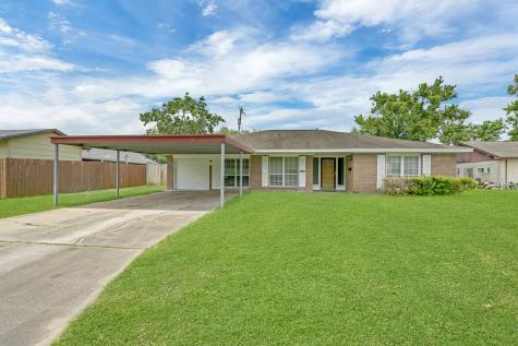 9214 Bryce Avenue Texas City TX 77591