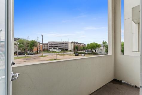 120 Pierce Street Houston TX 77002