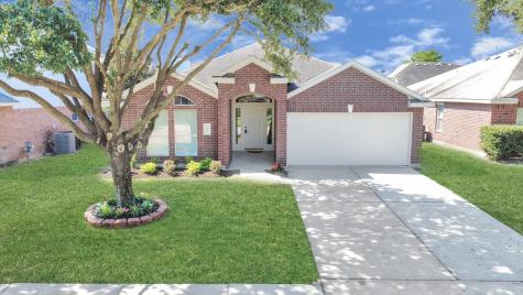 422 Brushy Glen Drive Houston TX 77073