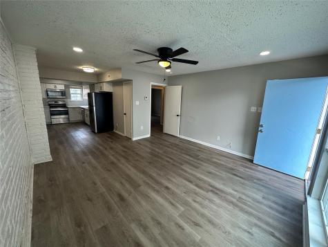 9711 Linkmeadow Lane 11 Houston TX 77025