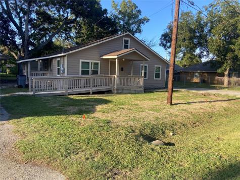 540 Magnolia Street Clute TX 77531