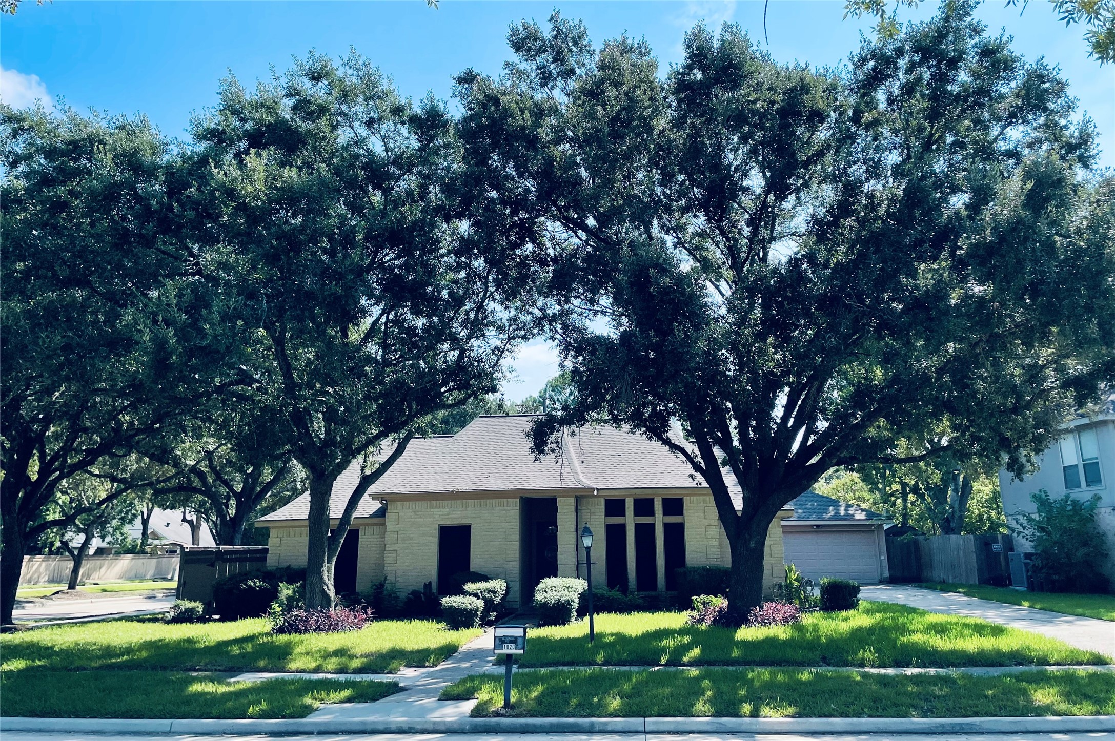 1020 Sugardale Court Sugar Land TX 77498