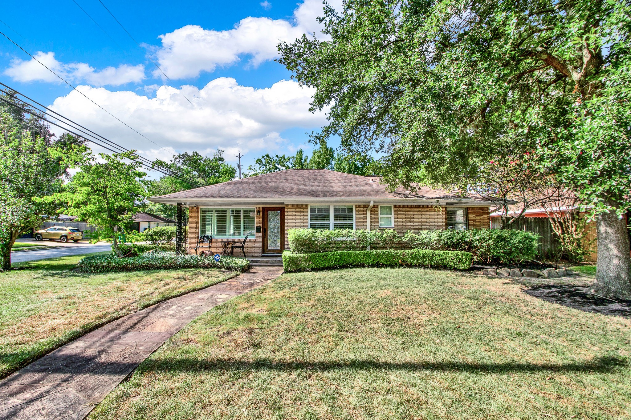 2003 Viking Drive Houston TX 77018
