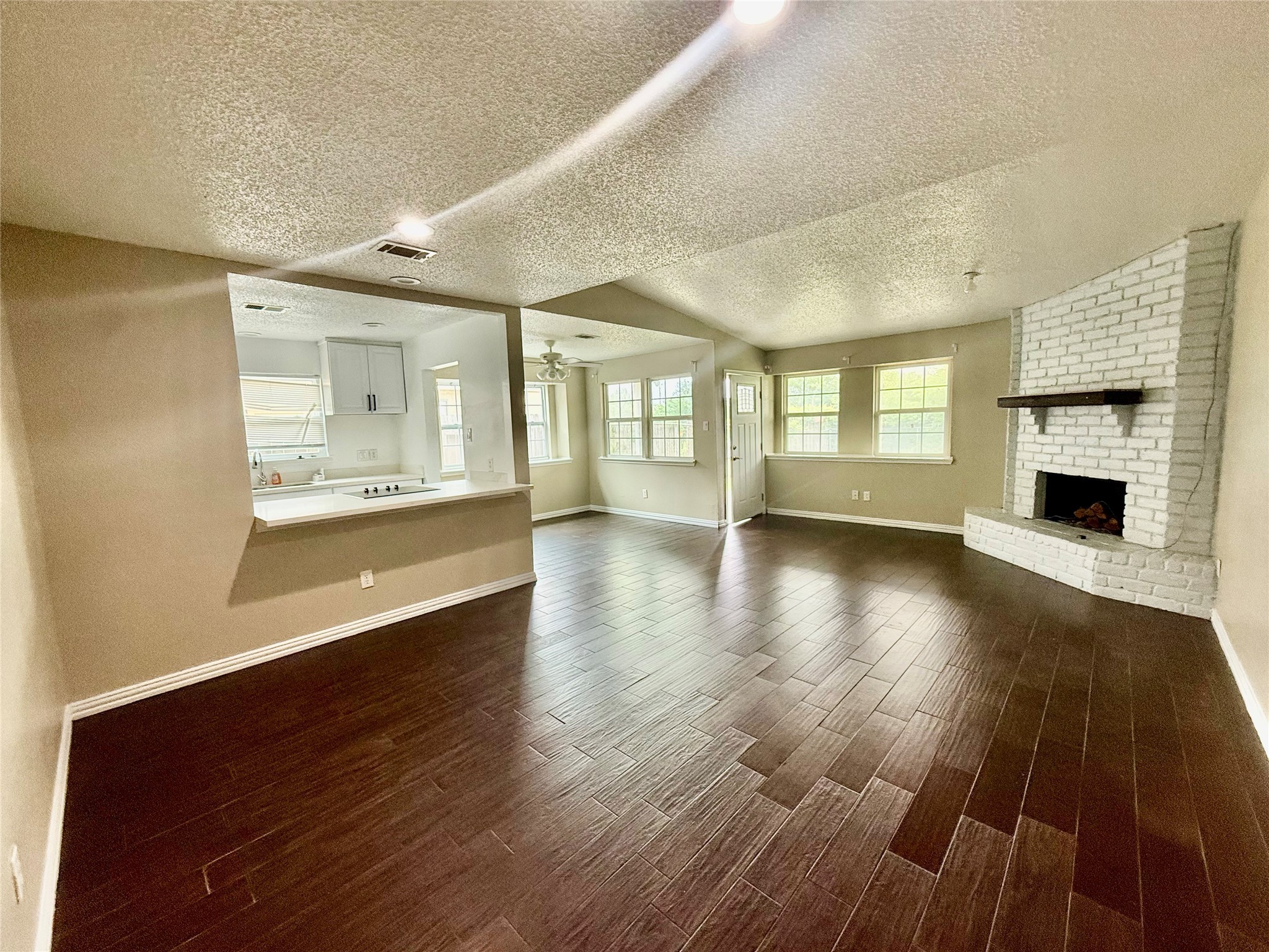 8818 Fern Valley Drive Houston TX 77044