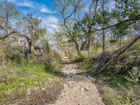 8530 E Highway 71 Spicewood TX 78669