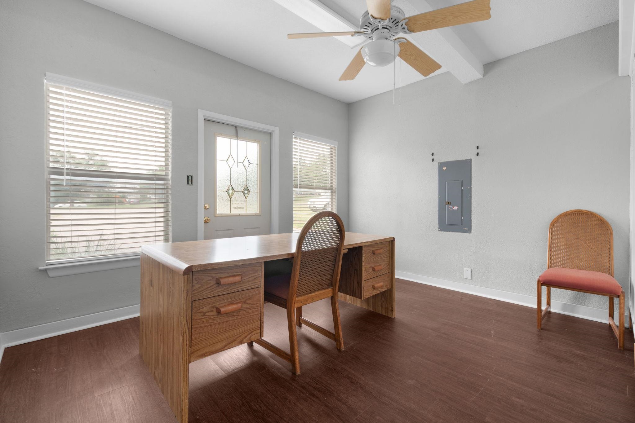 611 Central Texas Expressway Lampasas TX 76550