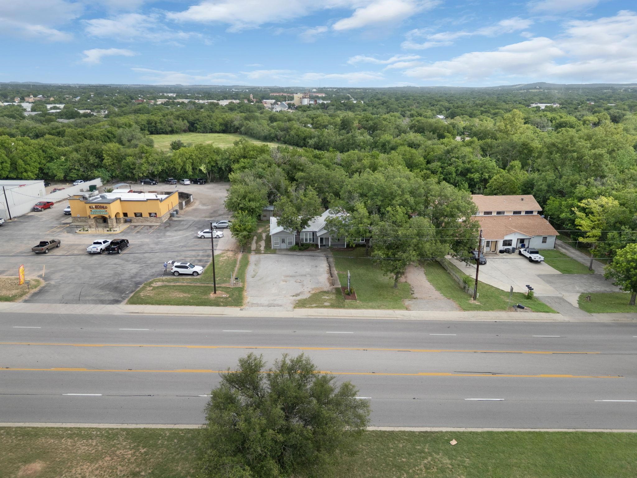 611 Central Texas Expressway Lampasas TX 76550