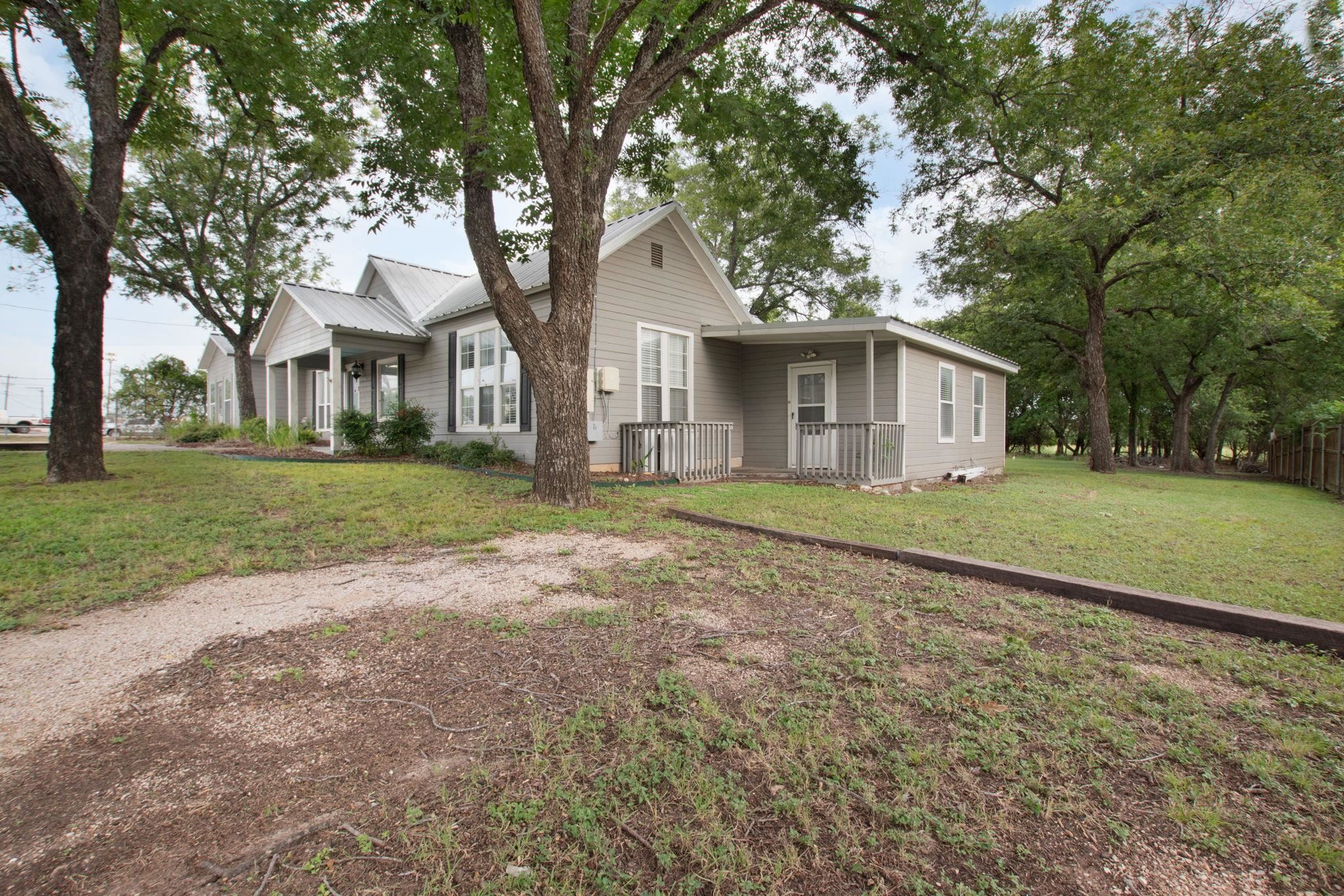 611 Central Texas Expressway Lampasas TX 76550