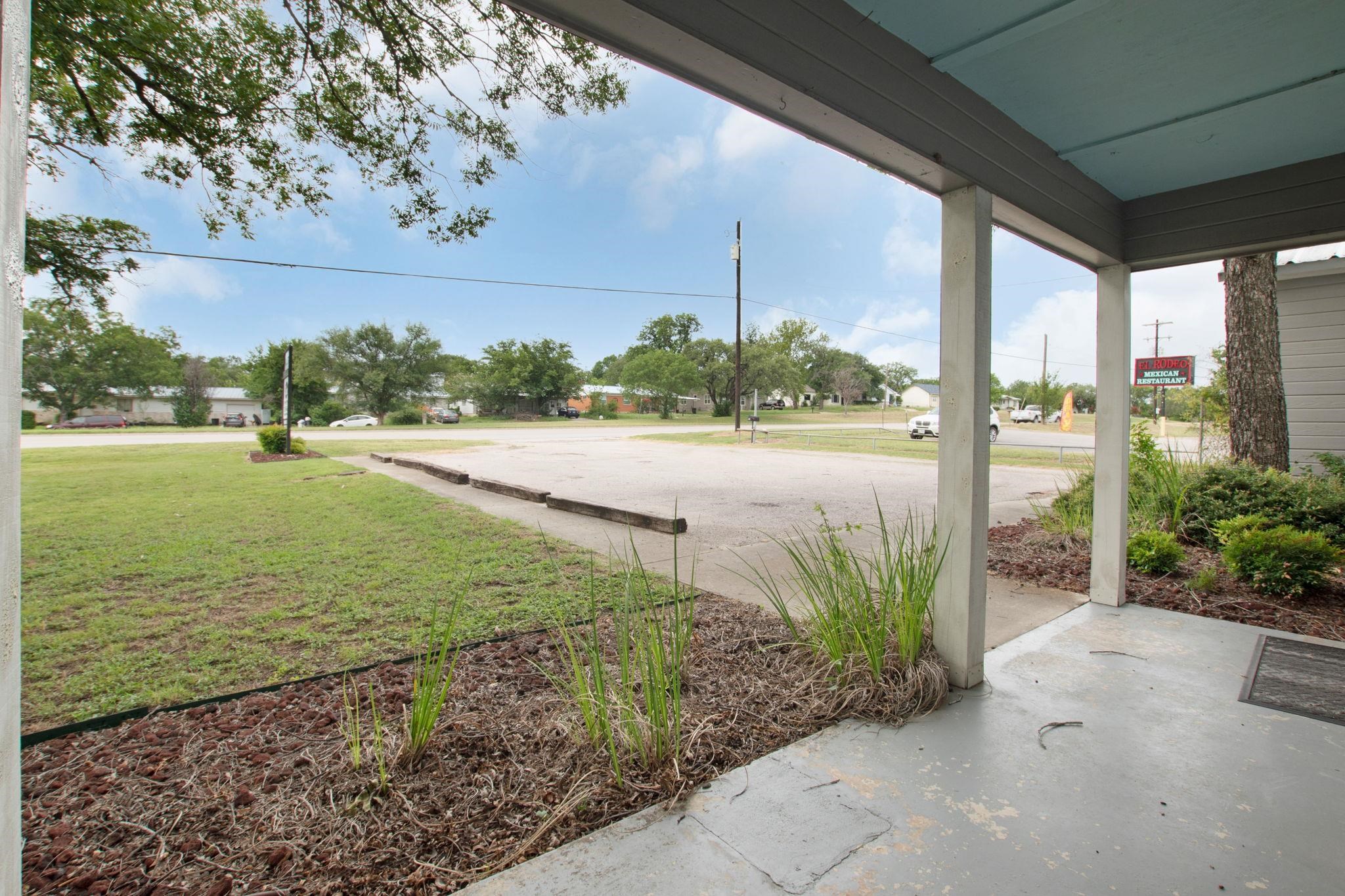611 Central Texas Expressway Lampasas TX 76550