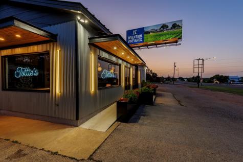 105 N Us Highway 281 Johnson City TX 78636