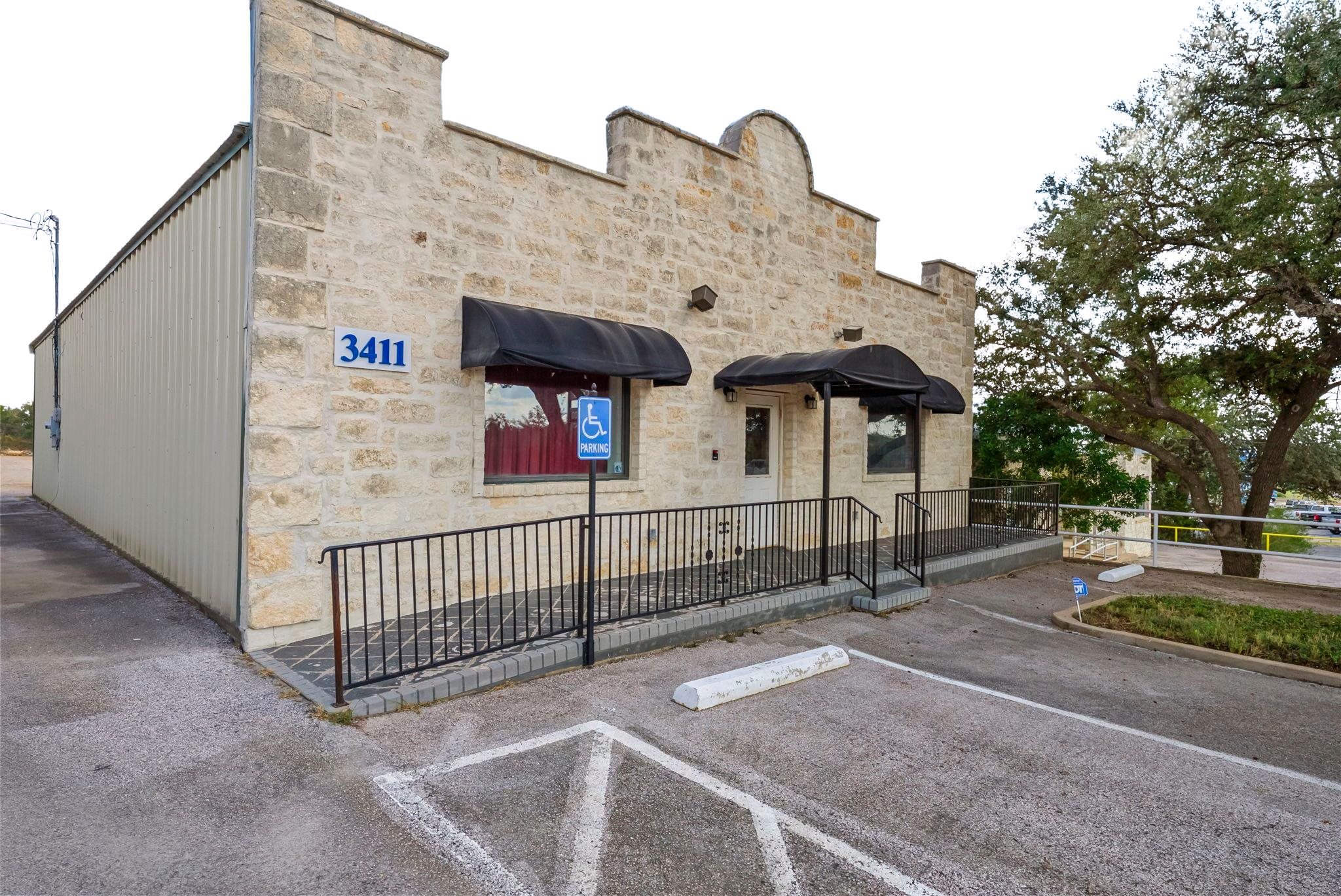 3411 Highway 281 Marble Falls TX 78654
