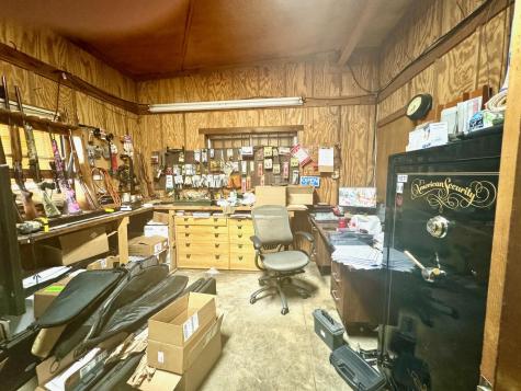 304A W Young Llano TX 78643