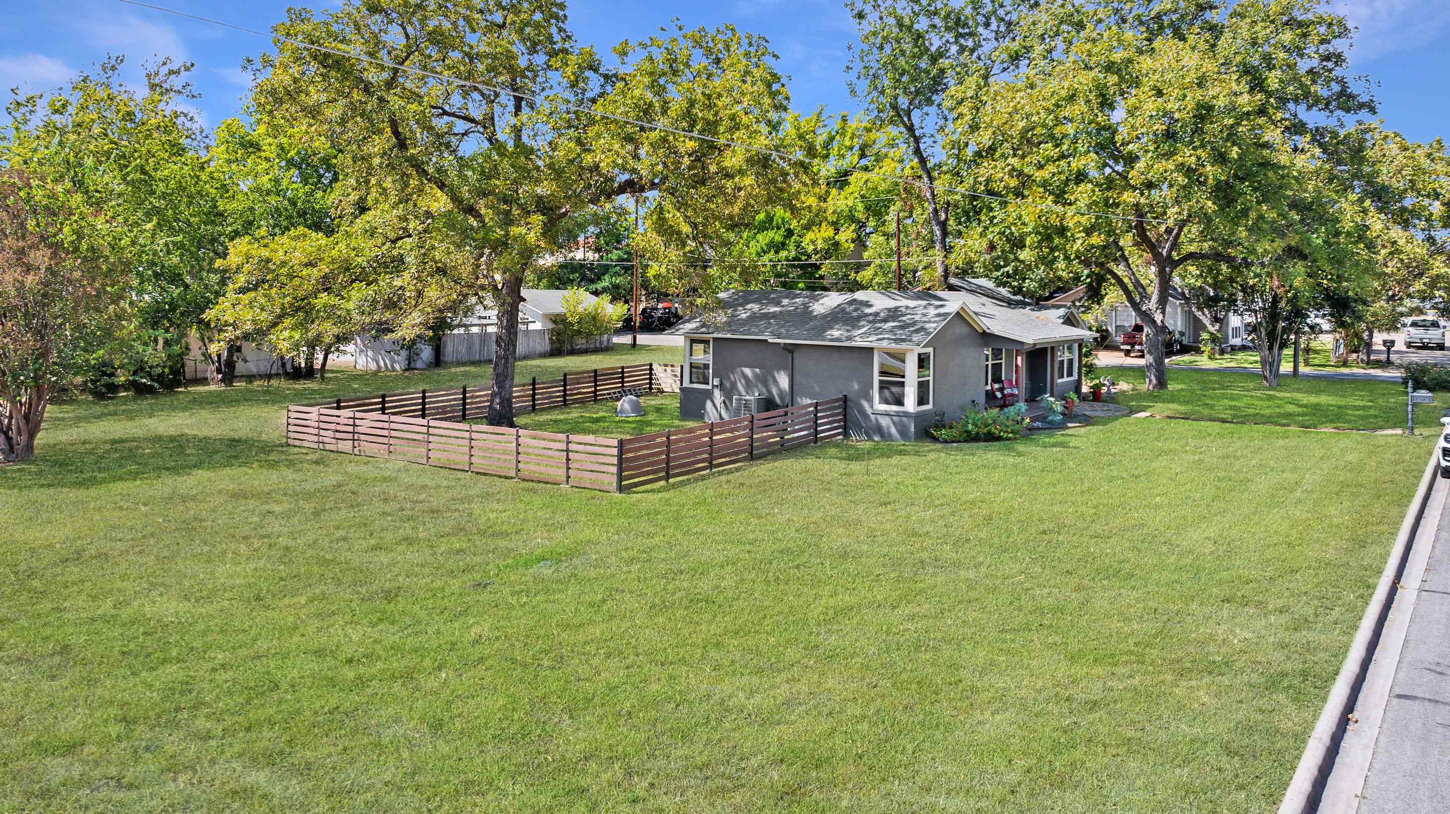700 5th Street Marble Falls TX 78654