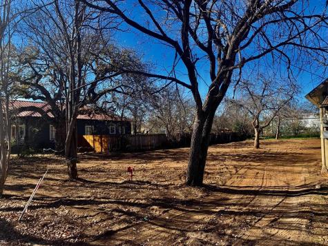 1103, 1109, 1111 S Ford Llano TX 78643