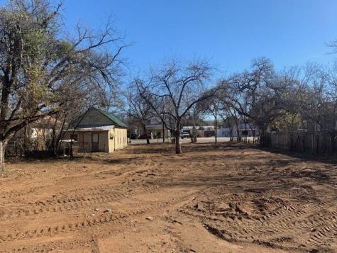 1103, 1109, 1111 S Ford Llano TX 78643
