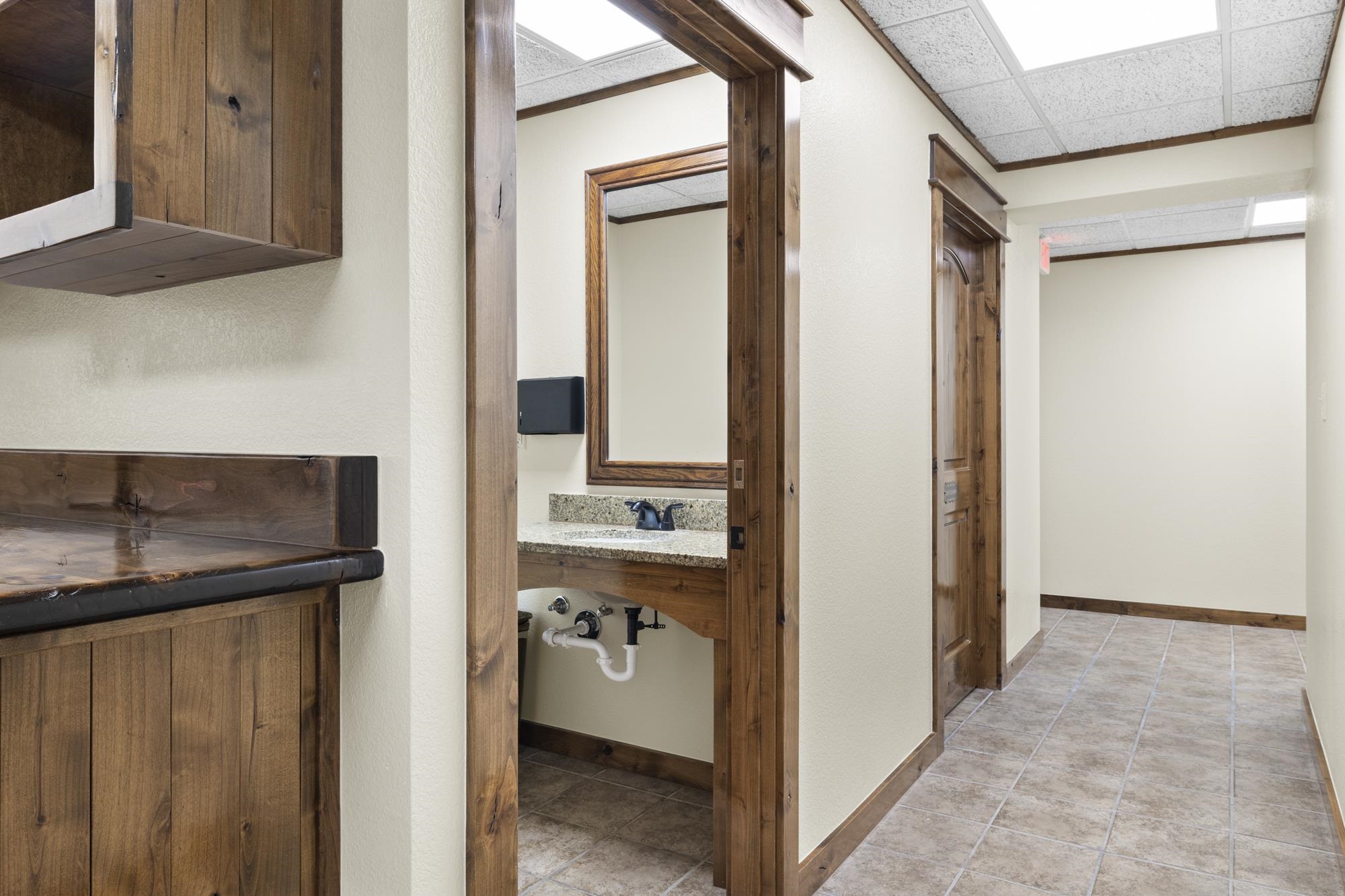 205 S Pierce Street Burnet TX 78611