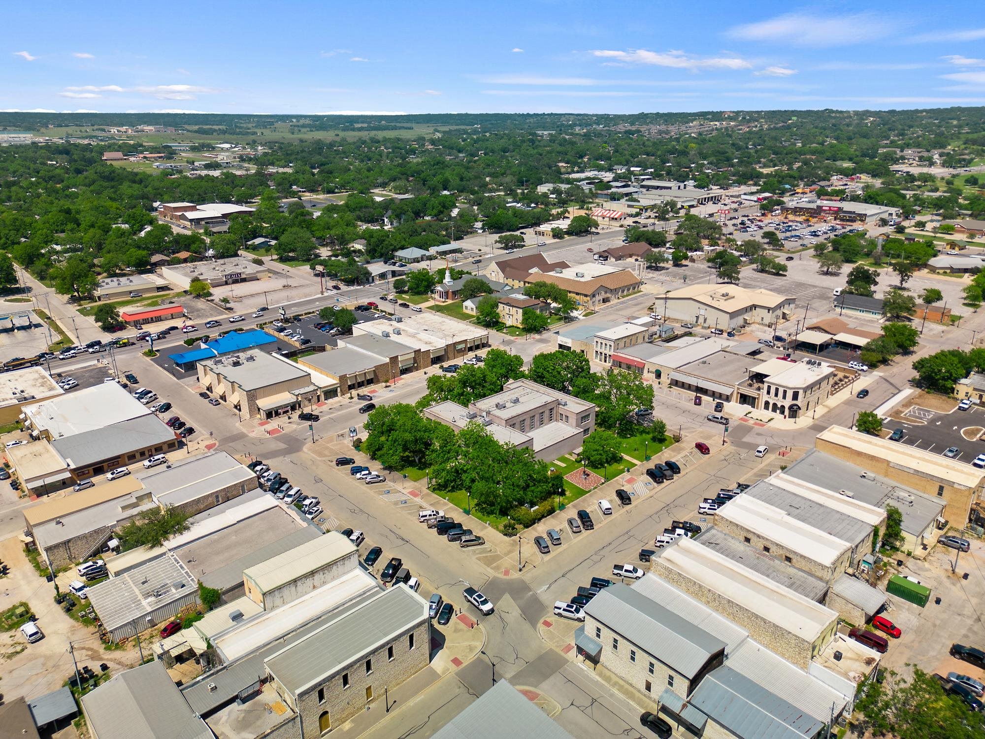 205 S Pierce Street Burnet TX 78611