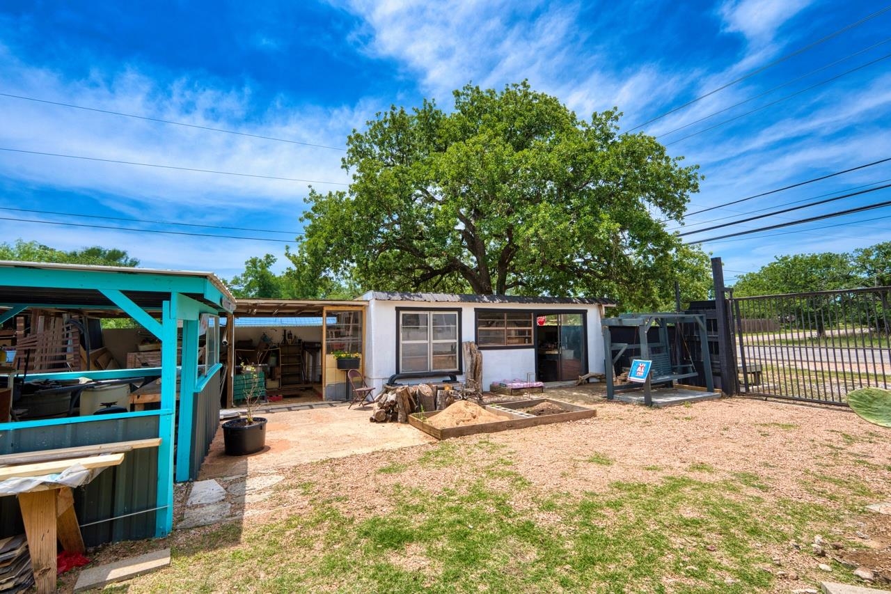 908 Phillips Ranch Road Granite Shoals TX 78654
