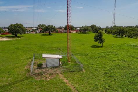 5526 N U.s. Highway 281 Marble Falls TX 78654
