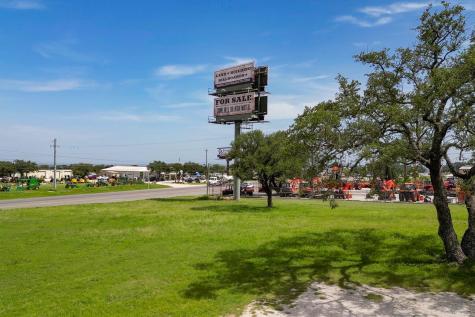 5526 N U.s. Highway 281 Marble Falls TX 78654