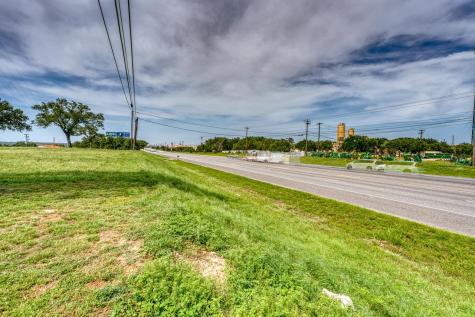 5526 N U.s. Highway 281 Marble Falls TX 78654