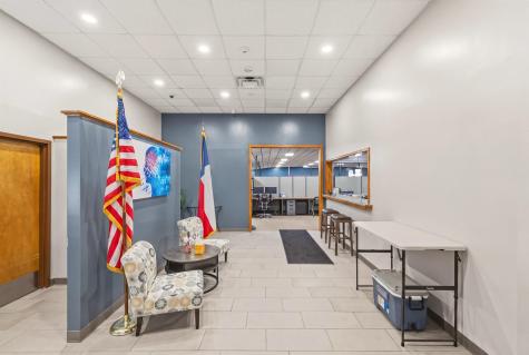 1506 N Us Highway 281 Johnson City TX 78636