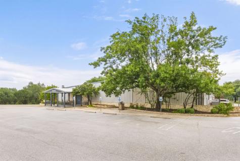 1506 N Us Highway 281 Johnson City TX 78636