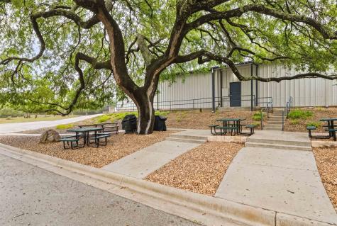1506 N Us Highway 281 Johnson City TX 78636