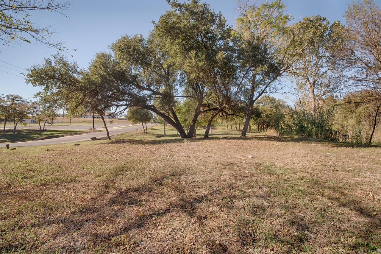 Lot 4 Broadway Marble Falls TX 78654