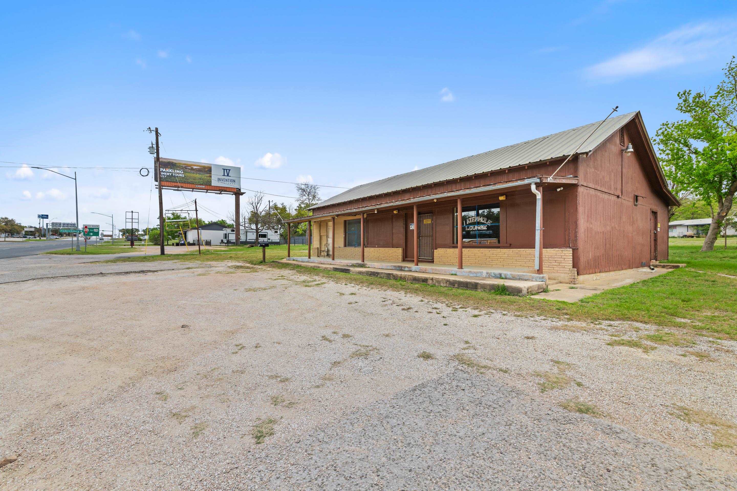201 N Us Highway 281 Johnson City TX 78636