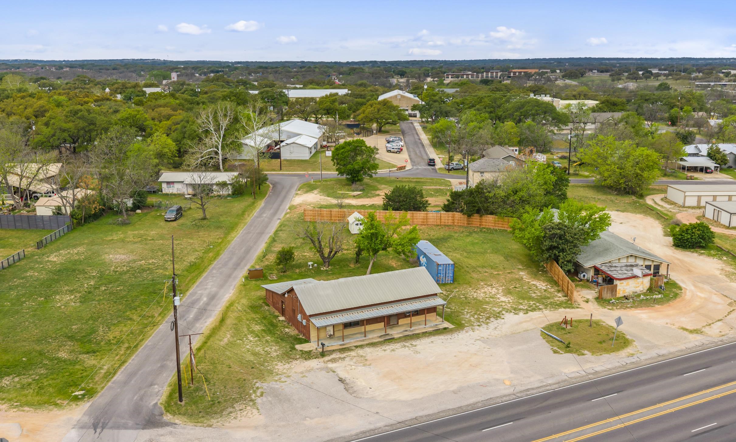 201 N Us Highway 281 Johnson City TX 78636