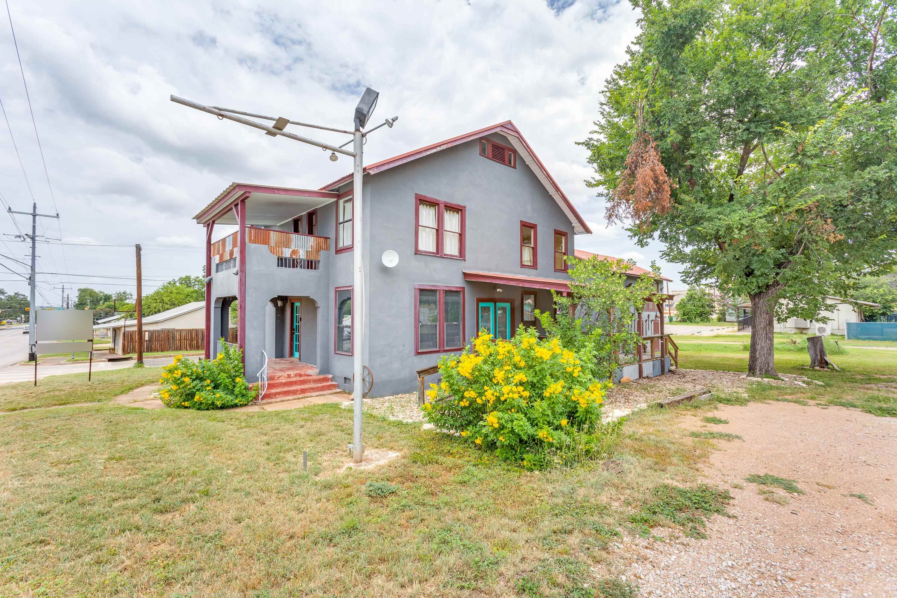 1600 Ford Street Llano TX 78643