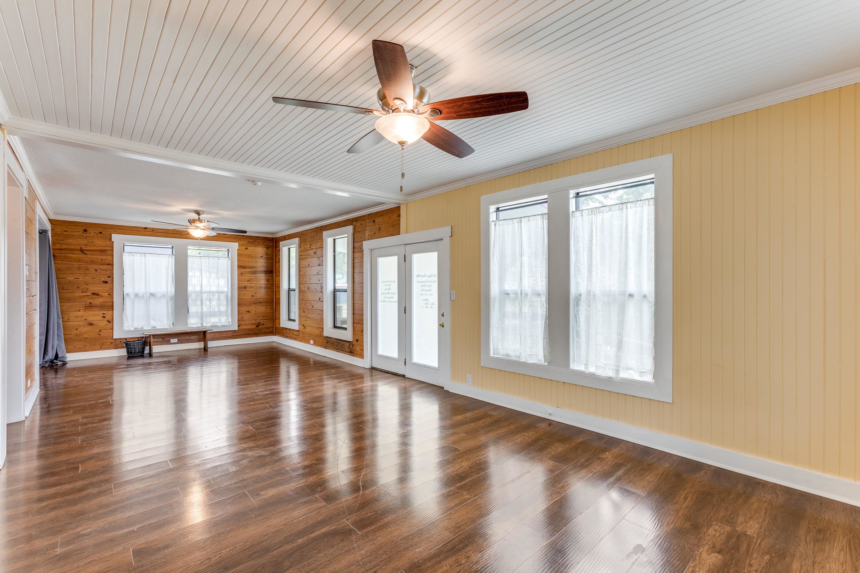 1600 Ford Street Llano TX 78643
