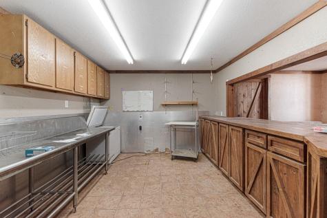 106 S 4th Street Lometa TX 76853
