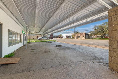 106 S 4th Street Lometa TX 76853