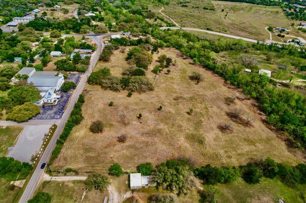 7908 County Road 404 Spicewood TX 78669