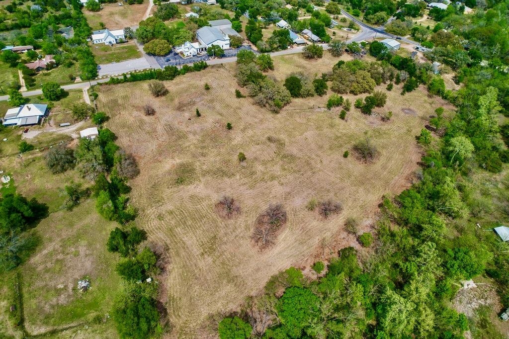 7908 County Road 404 Spicewood TX 78669