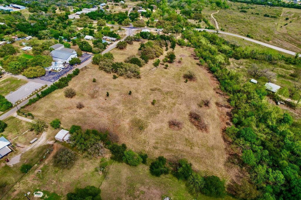 7908 County Road 404 Spicewood TX 78669