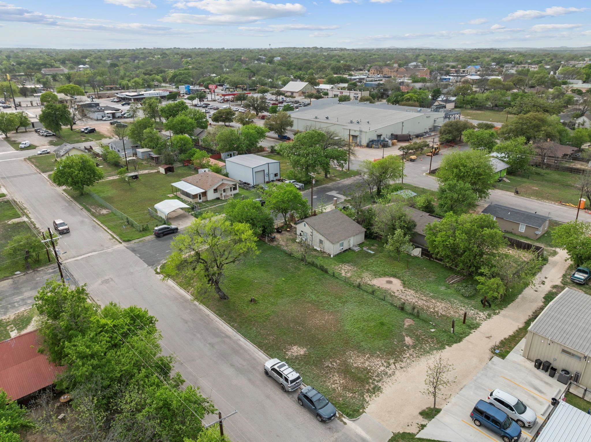 807 S Main Lampasas TX 76550