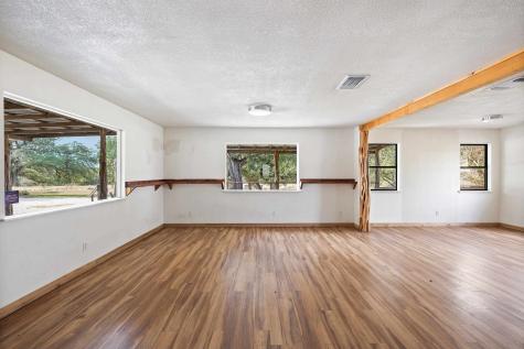 214 Edmonds Avenue Johnson City TX 78636