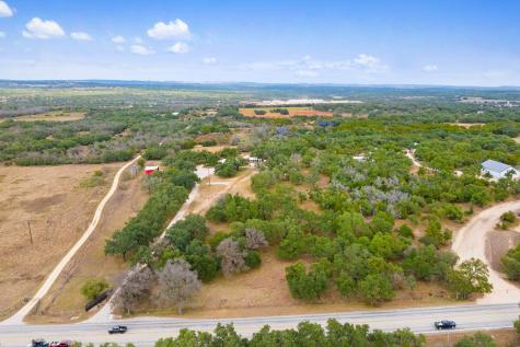 214 Edmonds Avenue Johnson City TX 78636