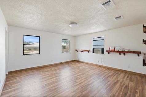 214 Edmonds Avenue Johnson City TX 78636