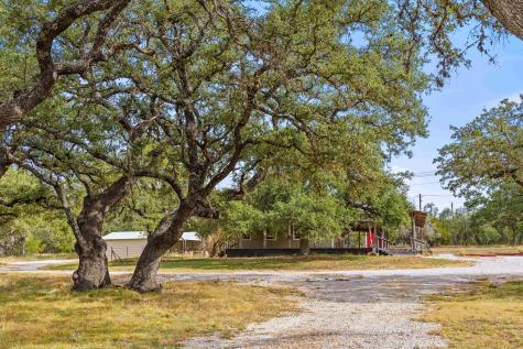 214 Edmonds Avenue Johnson City TX 78636