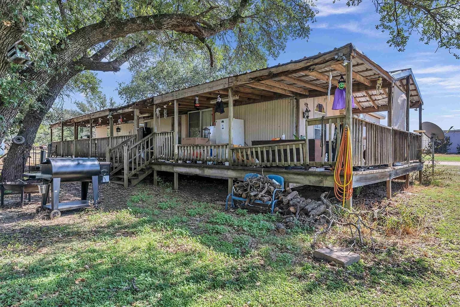 630 Old Spanish Trail Buchanan Dam TX 78609
